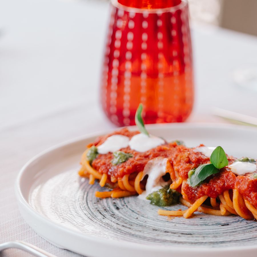 Pasta al pomodoro con basilico